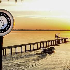 Crescent Fish Camp, RV Resort & Marina, hotel in Crescent City