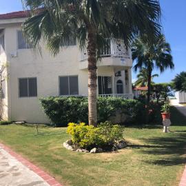 Pipers Cove Resort, hotel di Runaway Bay