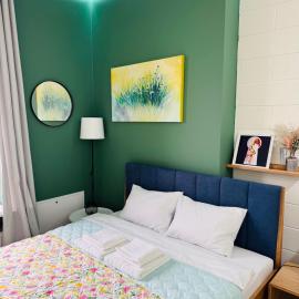 Сучасні апартаменти Dream Space IQ Center, hotel en Khmelʼnytsʼkyy