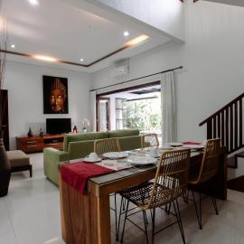 Bali mansion kuta, hotel u gradu Legijan