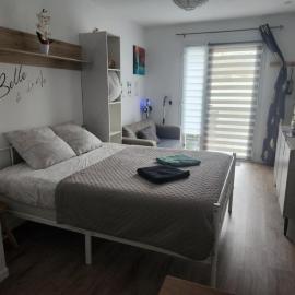 Studio Le KA-PHI, hotel u gradu 'Troarn'