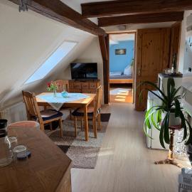 Schöne Ferienwohnung im Erholungsort Sternberg, hotel a Sternberg