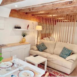 Studio COZY avec jardin au centre ville d'Hendaye à 10 minutes d'Espagne, hotel a Hendaia