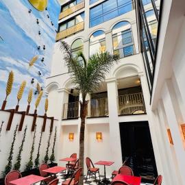 Viesnīca Hotel Divino by Fimedhotels pilsētā Figeresa