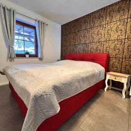 Ferienwohnung mit Garten und Wallbox in der Oberlausitz