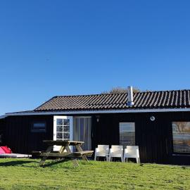 Tinyhouse Bij de Afsluitdijk, hotel u gradu 'Cornwerd'