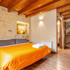 Casa rural Lo Niu, hotel v destinácii Caseras