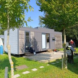 Tiny House des amis, hotel em Érezée