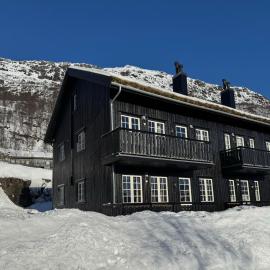 Apartment Røldal、Håraのホテル