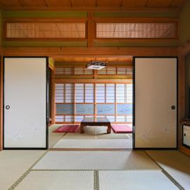 Koh plus 香プラスRyokan-Style Stay Just 4 Minutes from Chino Station, Hotel in Chino