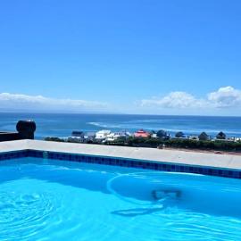 Mossel Cove 103 & 104, Hotel in Mossel Bay