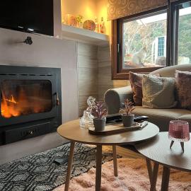 Chalet Dirfys - Escape in the heart of Evia، فندق في Kambiá