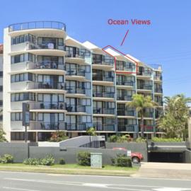 Ocean Views - Top floor