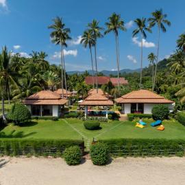 Baan Tawan Chai, Hotel in Laem Set Beach