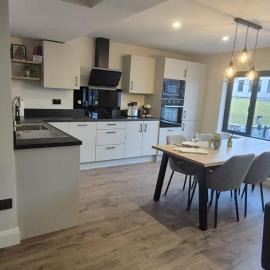 Sleek modern design - 2 bed apartment in Donegal Town
