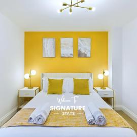 Newquay Beach House by Signature Stays - Parking - Modern - Coastal