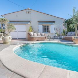 Villa cap d 'Antibes Salis Beach 30 meters, hotel in Antibes