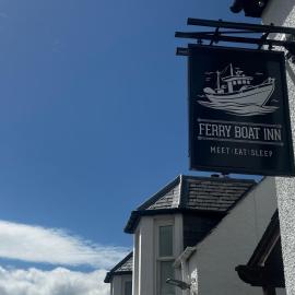 The Ferry Boat Inn – hotel w mieście Ullapool