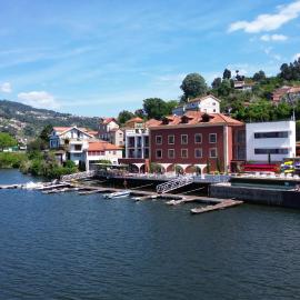 Douro Hotel Porto Antigo: Cinfães şehrinde bir otel