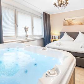 Urban Retreat Apartment - Whirpool - Top Lage, hotel Kölnben