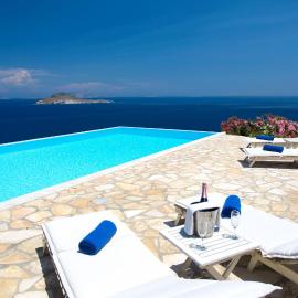 Slow Luxury Patmos Hideaway Villas Sophia, Tatyana and Leda with panorama and pool