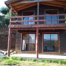 Cabaña Tres Espinos Alto، فندق في فالديفيا