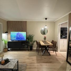 Koselig leilighet på Østensjø med stor uteplass, hotel v Osle