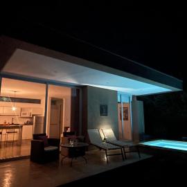 Casa en Vistalba para dos personas con yacuzzi de temporada en la terraza, hotell i Ciudad Lujan de Cuyo
