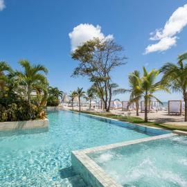 Playa Caracol Apt with Radisson Hotel Amenities, Hotel in El Quindio