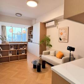 House of Great White Apartment