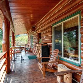 The Log Cabin, Hotel in Stevenson