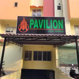 Pavilion City Hotel, hotel i Nowgong