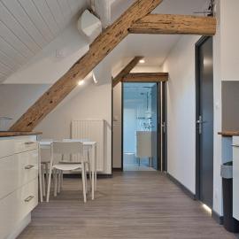 Chambres privées au calme avec espaces partagés