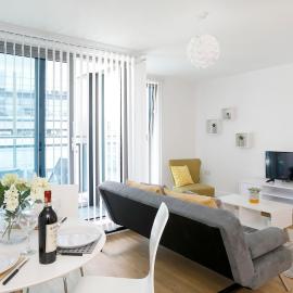 Redhill - Modern 1 Bedroom Apartment by Mobius Property