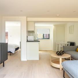 Modern self contained one bedroom with garden