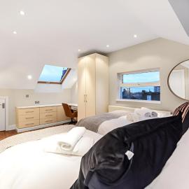 Warm & Cozy 2-Bed Flat-Perfect for Groups!