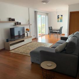 Ocean View Condo, ξενοδοχείο σε Caniço