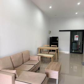 The nice5 House บ้านพักเดอะไนซ์ 5, ξενοδοχείο σε Udon