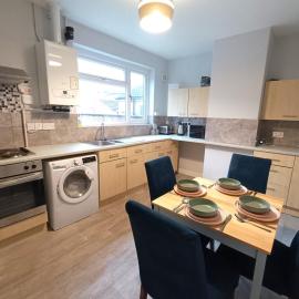 Convenient 2 bedroom House in Darlington