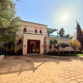 VILLA 34 - 4 Masters, Moroccan Charm & Modern Comfort with Private Pool