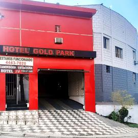 Hotel Gold Park, מלון בFranco da Rocha