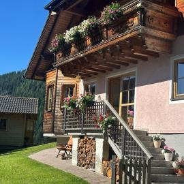 Apartments Schrim, hotel in Fiegler