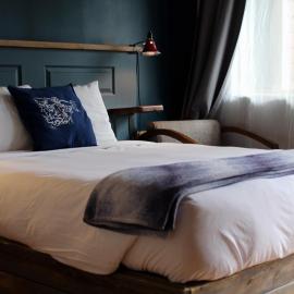 Salt Hotel & Pub, хотел в Ilwaco