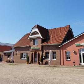 Zum alten Bahnhof, hotel v mestu Blunk