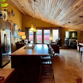 Sqc Downtown Retreat, Hotel in Sequim