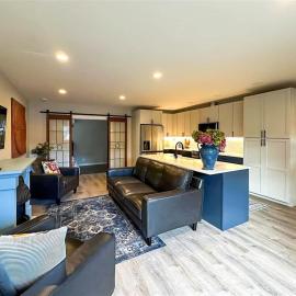 Sqc Cedar St Cottage