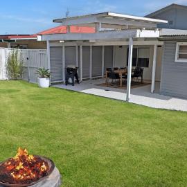 Husky Beach House by Experience Jervis Bay, hôtel à Huskisson