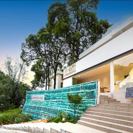 Hanpian Xingye Private Hot Spring Hotel, hotel sa Dujiangyan