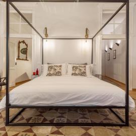 Suite romantica con Jacuzzi nel cuore di Cagliari