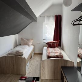 Semihome